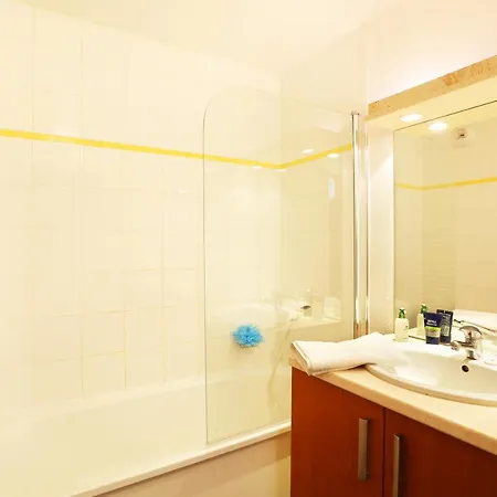 Goelia Les Grands Ax