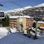 Goelia Les Grands Ax Ax-les-Thermes