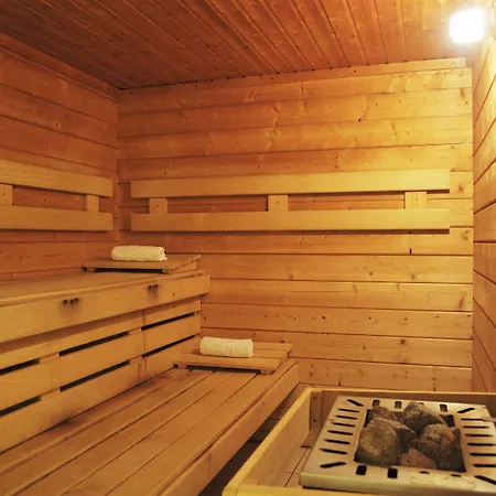 Goelia Les Grands Ax Aparthotel Ax-les-Thermes