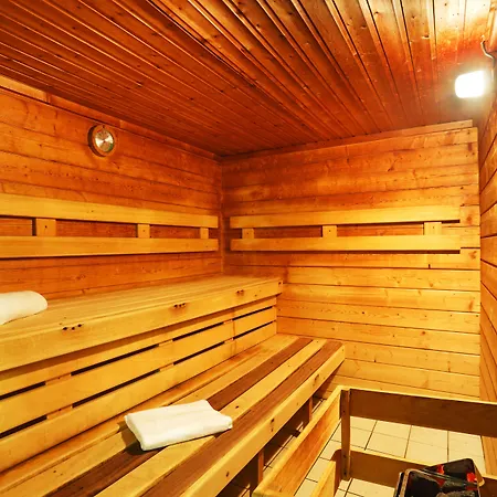 Goelia Les Grands Ax Aparthotel 3*