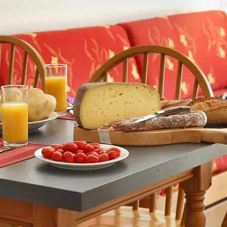 Goelia Les Grands Ax Ax-les-Thermes