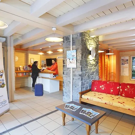 Nemea Les Grands Ax Aparthotel 3*