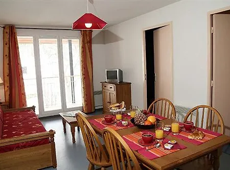 Apartmanhotel Goelia Les Grands Ax 3*
