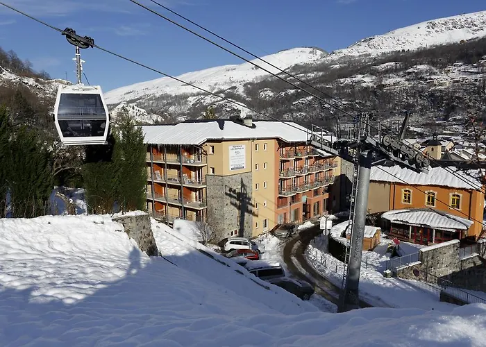 Goelia Les Grands Ax آكس ليه تيرْم