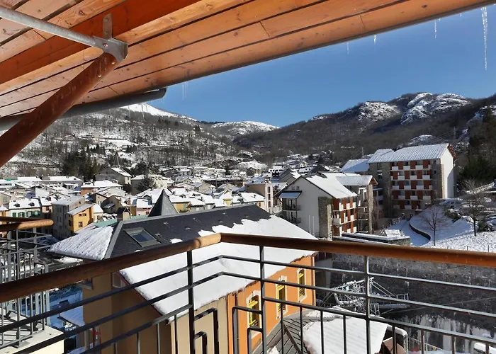 Goelia Les Grands Ax 3*