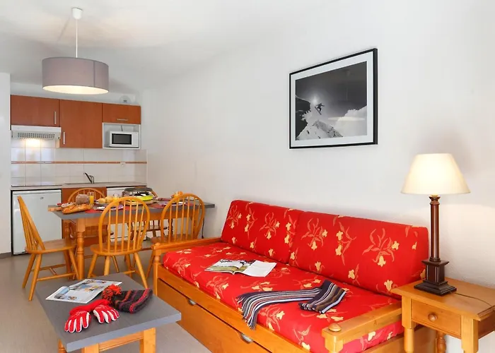 Goelia Les Grands Ax آكس ليه تيرْم